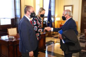 2022-02-16 Recibe grupo Faes Farma - Gobierno